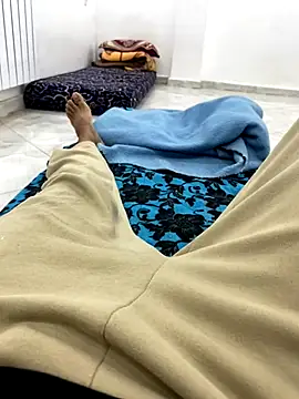 Lahcene online show from November 18, 7:06 pm