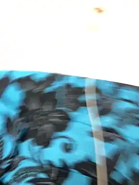 Lahcene online show from November 23, 9:15 pm