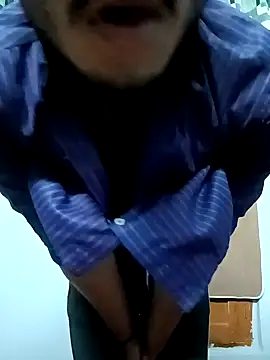 jaiwrld0 online show from January 4, 6:09 pm