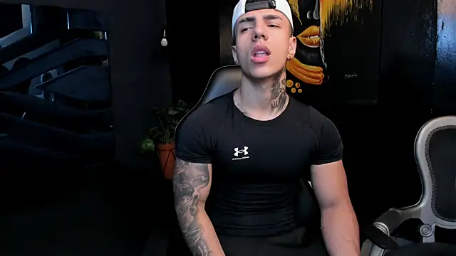 Flynn Riider online show from October 30, 5:14 pm