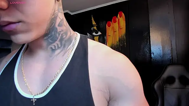 Flynn Riider online show from September 28, 4:49 pm