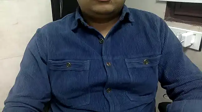 simpleguy1011 online show from December 13, 2:05 pm