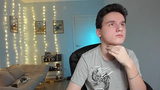 Scooby k online show from December 25, 3:40 am