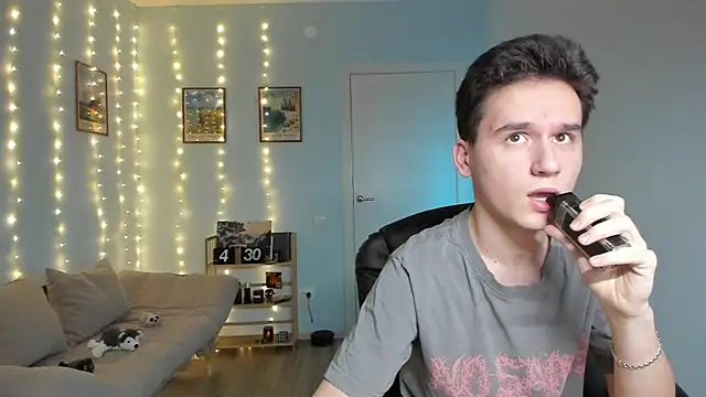 Scooby k online show from December 21, 6:19 am