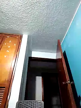 Bombi22 online show from December 17, 11:59 pm