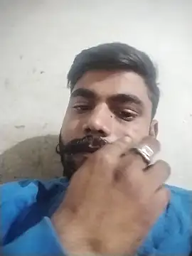 Snapshot of Solomen00 chatting on February 3, 4:41 pm Solomen00 online show from February 3, 4:41 pm