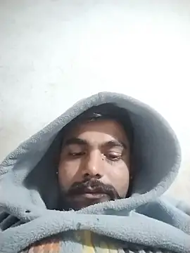Snapshot of Solomen00 chatting on January 8, 4:44 pm Solomen00 online show from January 8, 4:44 pm