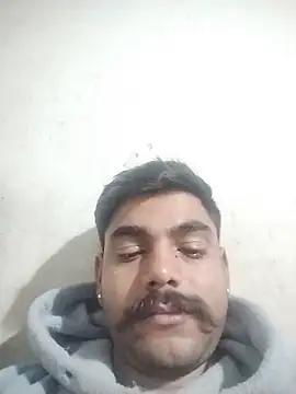 Snapshot of Solomen00 chatting on January 4, 4:54 pm Solomen00 online show from January 4, 4:54 pm