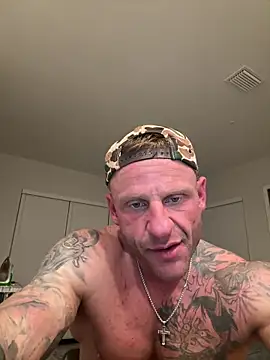 heavyhitta83 online show from March 11, 12:06 am