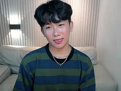 dangerzone0122 online show from November 24, 4:30 pm