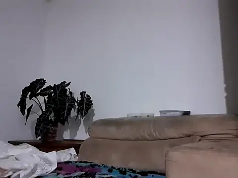 priscilla420 online show from October 3, 11:54 pm