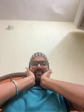 Arsh Loves Luv online show from January 4, 6:09 pm