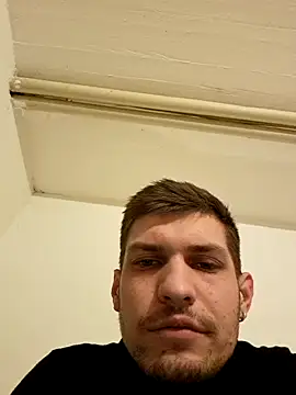 tibor19989 online show from December 17, 11:27 pm