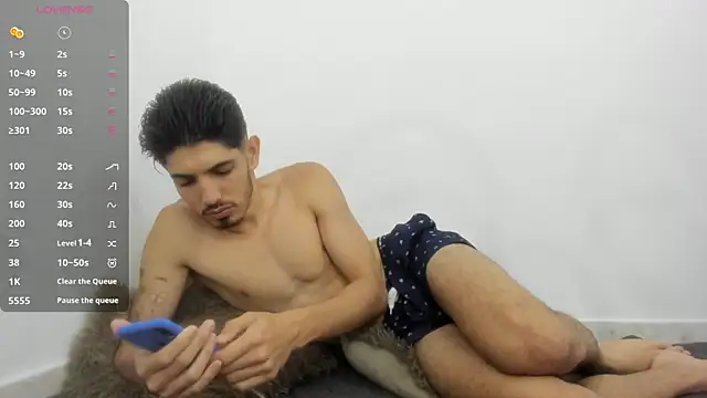 fabrizzio   online show from March 15, 3:51 am