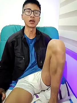 codysmith online show from January 17, 1:36 am