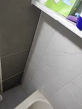 DTuannHallT online show from December 20, 2:29 am