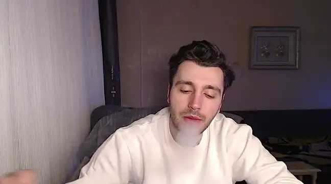 Snapshot of handsomeee04 chatting on March 22, 9:42 pm handsomeee04 online show from March 22, 9:42 pm