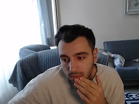 Snapshot of handsomeee04 chatting on September 19, 7:31 am handsomeee04 online show from September 19, 7:31 am