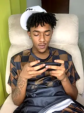 Boy cock18 online show from October 24, 7:21 am