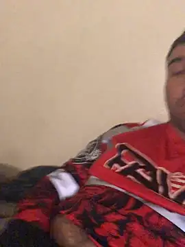 Hawaiianeyes online show from April 9, 11:05 am