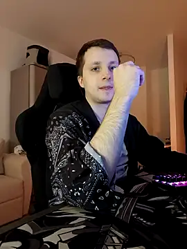 -VsFuture- online show from January 28, 6:17 pm