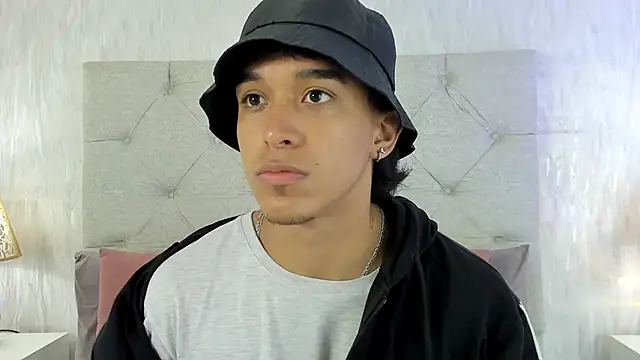 jason hanks8 online show from February 17, 11:44 am