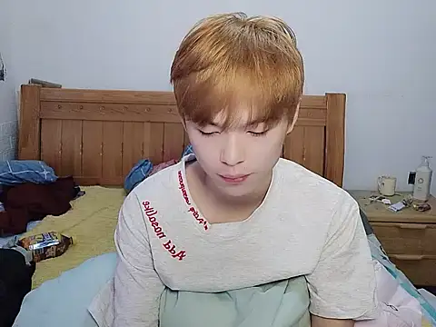 DOUMI98 online show from December 15, 1:24 am