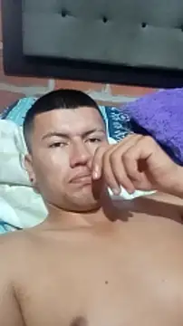 restrepo99 online show from December 27, 5:37 pm