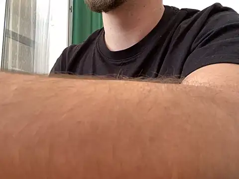 Snapshot of couplehot992 chatting on January 14, 10:48 am couplehot992 online show from January 14, 10:48 am