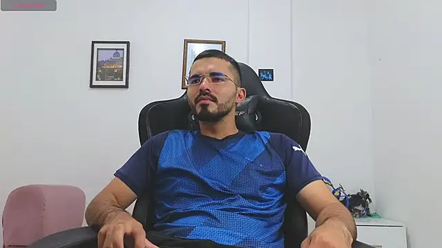 Massimoo 07 online show from December 15, 9:01 pm