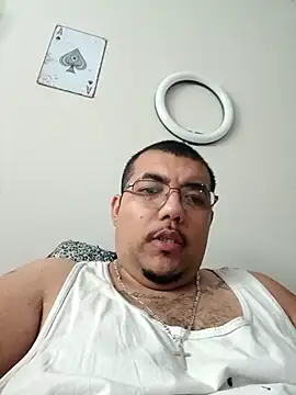 cloudy couple444 online show from September 17, 9:38 pm