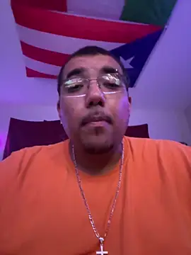 cloudy couple444 online show from October 1, 8:07 am