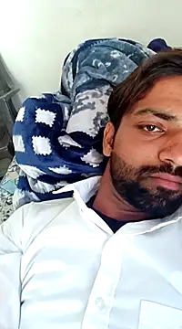 Snapshot of playboyz77 chatting on February 18, 8:49 am playboyz77 online show from February 18, 8:49 am