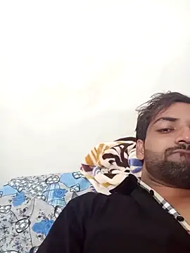 Snapshot of playboyz77 chatting on January 3, 3:38 am playboyz77 online show from January 3, 3:38 am