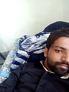 Snapshot of playboyz77 chatting on February 19, 6:11 am playboyz77 online show from February 19, 6:11 am