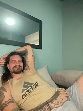 gustavosaadjacques online show from December 24, 1:49 am