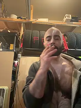 Faded-Solo online show from April 21, 4:07 am