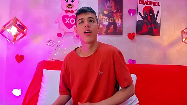 Angel Khouri online show from February 16, 8:33 pm