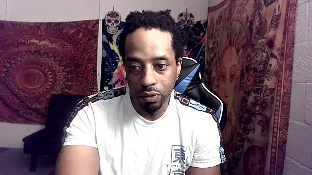 Coco-Licious online show from January 1, 12:44 pm