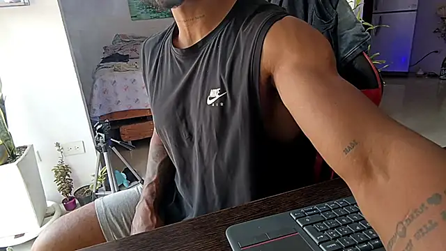 Adam Valenciia online show from February 14, 4:57 pm