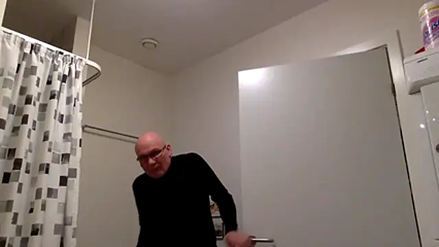 Parleg2 online show from March 4, 6:59 pm