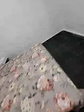 Snapshot of manterei2 chatting on September 16, 5:03 pm manterei2 online show from September 16, 5:03 pm