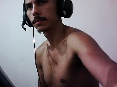 MagrinhoSaradoo online show from October 25, 4:42 pm