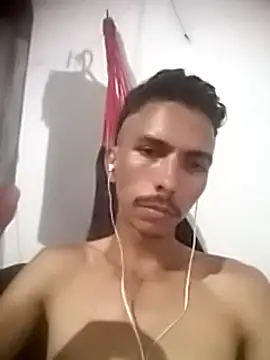 MagrinhoSaradoo online show from February 11, 3:40 am