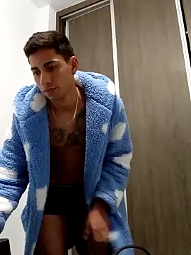 Mikeherz777 online show from January 29, 5:45 pm