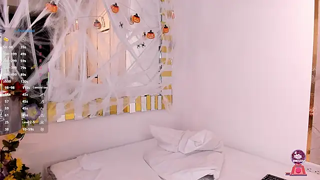 TylerBloom online show from October 15, 5:31 pm