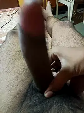 CosmicEmuu online show from September 16, 1:34 pm