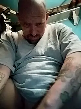 Snapshot of jayjay198080 chatting on March 6, 10:36 pm jayjay198080 online show from March 6, 10:36 pm