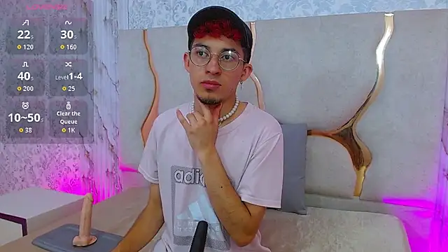 Axel tay online show from March 3, 7:32 pm