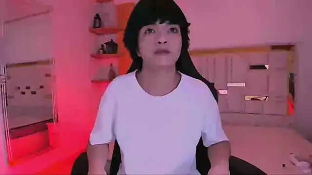 AllanYong18 online show from March 9, 6:50 am